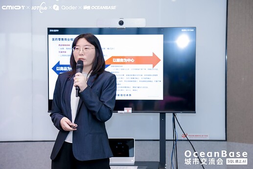 RIO_6772-opq4244412248